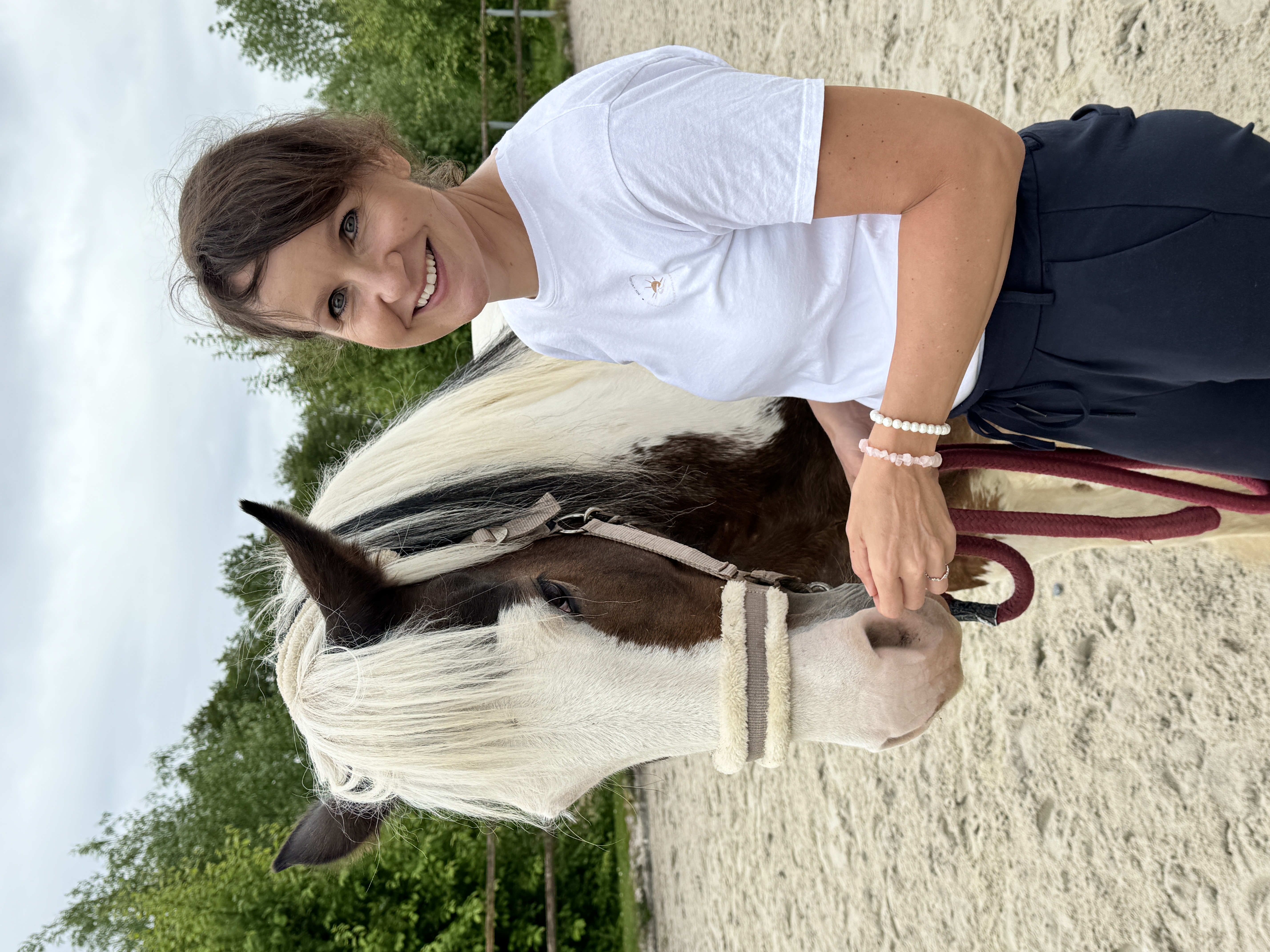 Pferdegestütztes Teamcoaching mit Anja Kräher und Pferd